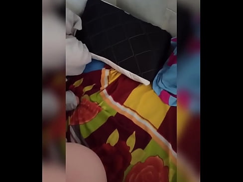 ❤️ Ҳамҳуҷраи ман дар хона танҳо мемонад, зеро шавҳараш ба рухсатӣ меравад ва ман аз фурсат истифода бурда, ӯро сиҳат мекунам ва харашро аз шир пур мекунам ❤ Порно босифат дар tg.videolucrativo.top ﹏